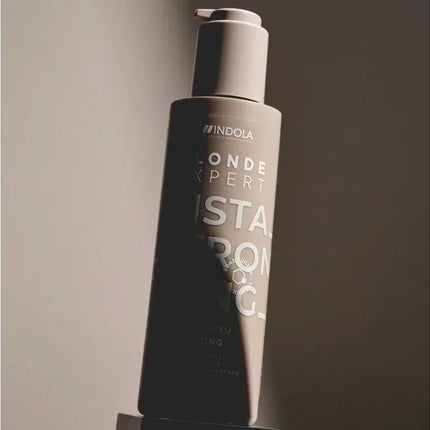 Indola Indola Insta Strong Leave-In Cream